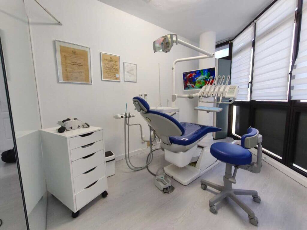 clínica dental en la cuesta